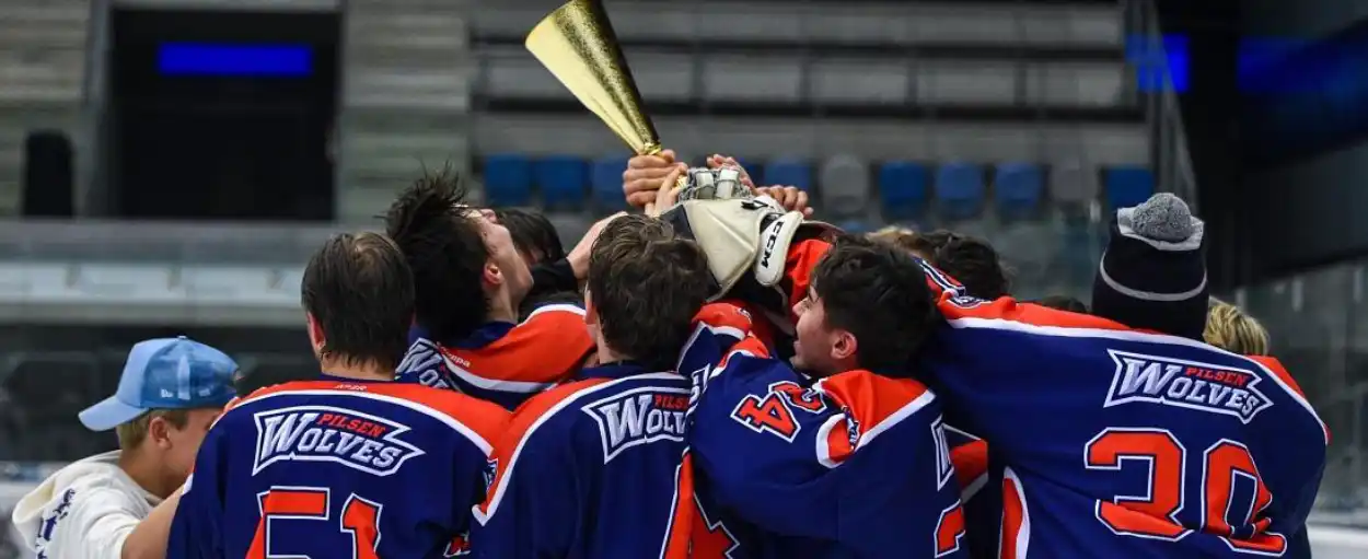 Etiketa na hokejových turnajích